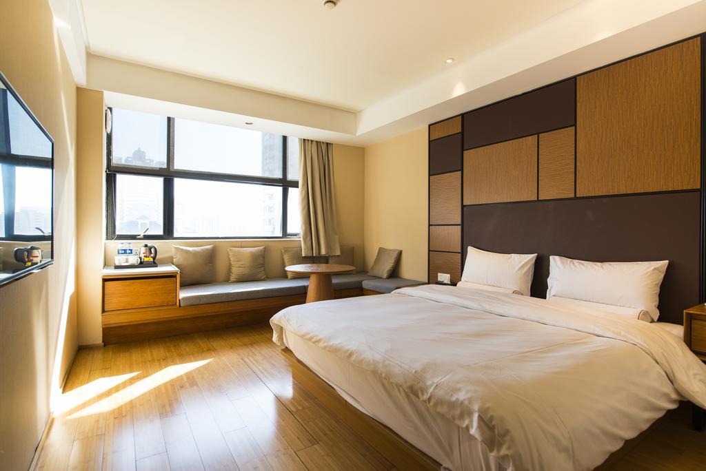 Ji Hotel Kunming Green Lake Branch Стая снимка