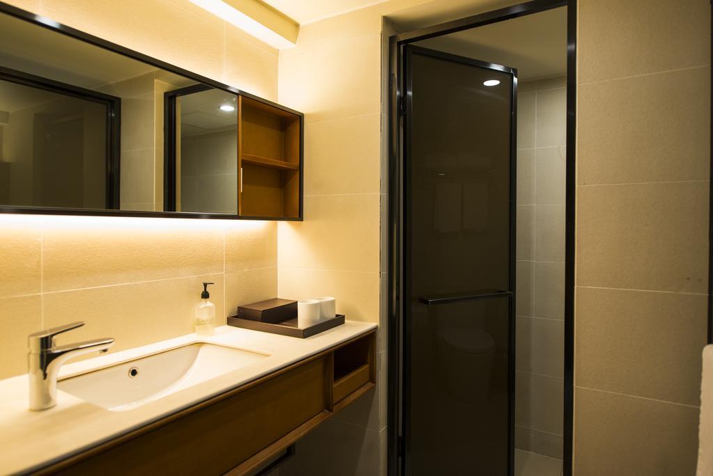 Ji Hotel Kunming Green Lake Branch Стая снимка
