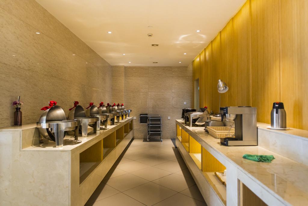 Ji Hotel Kunming Green Lake Branch Екстериор снимка